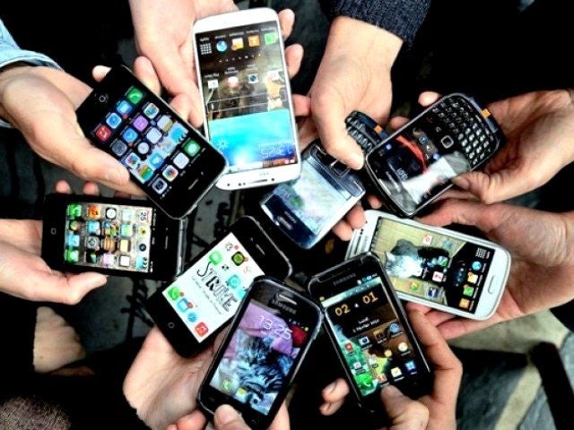 1393238-smartphonesafp-1493124001-354-640x480.jpg