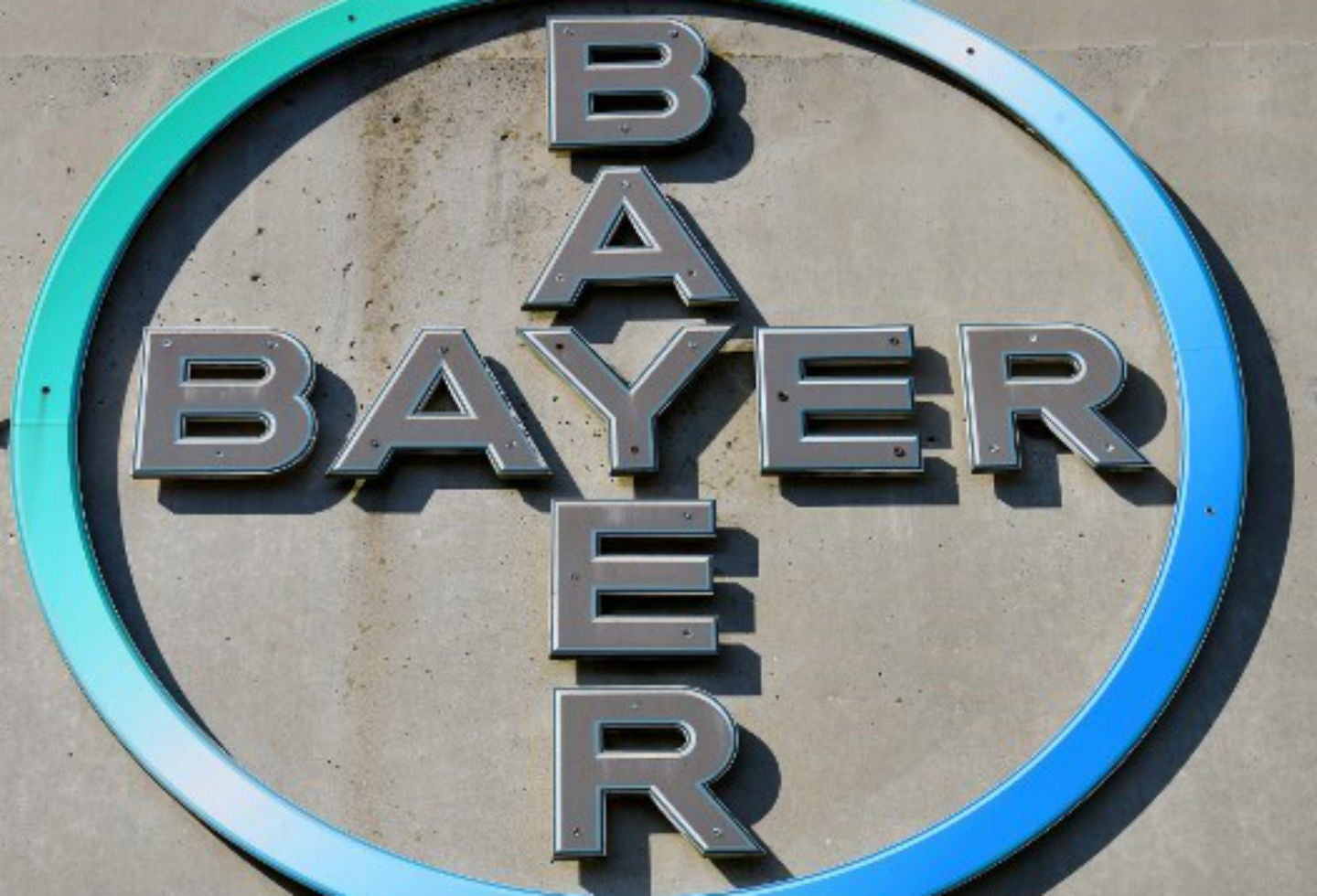 Bayer, lista para fusión con Monsanto