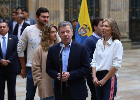El presidente Juan Manuel Santos habló tras depositar su voto
