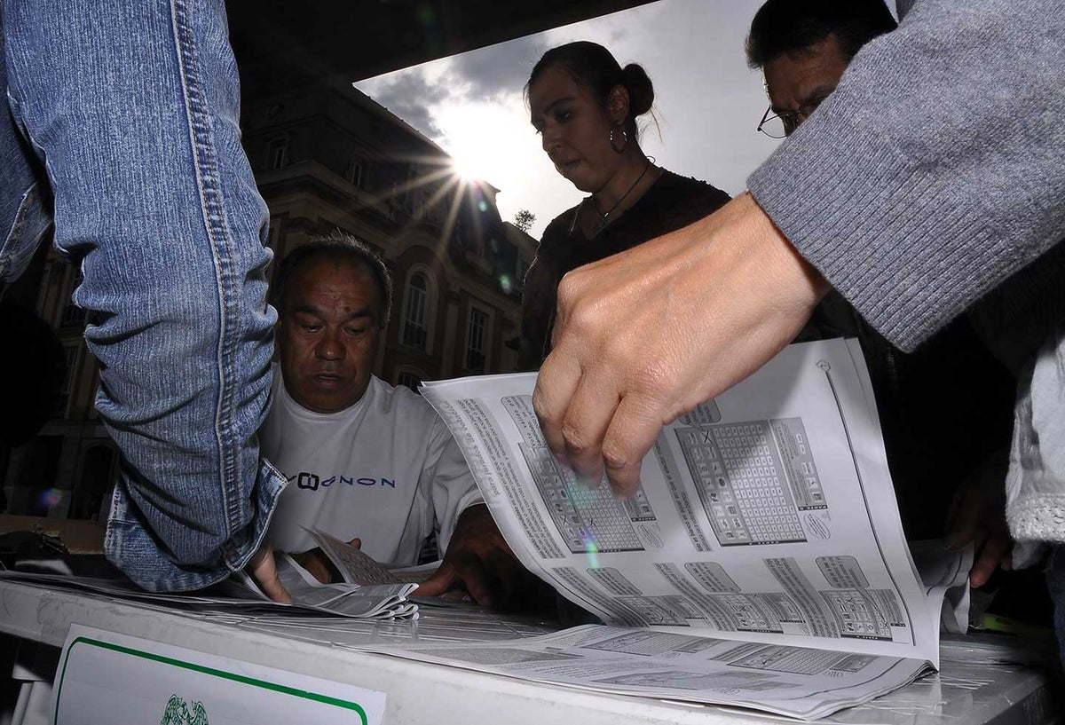 Mesa de votación