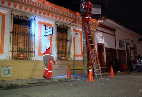 Restaurante afectado por artefacto explosivo