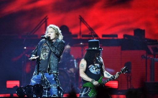 GUNS AND ROSES