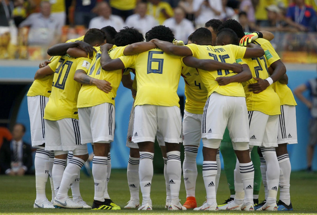La Selección Colombia antes de enfrentar a Japón en el estadio Mordovia Arena Stadium de Rusia, el 19 de junio de 2018