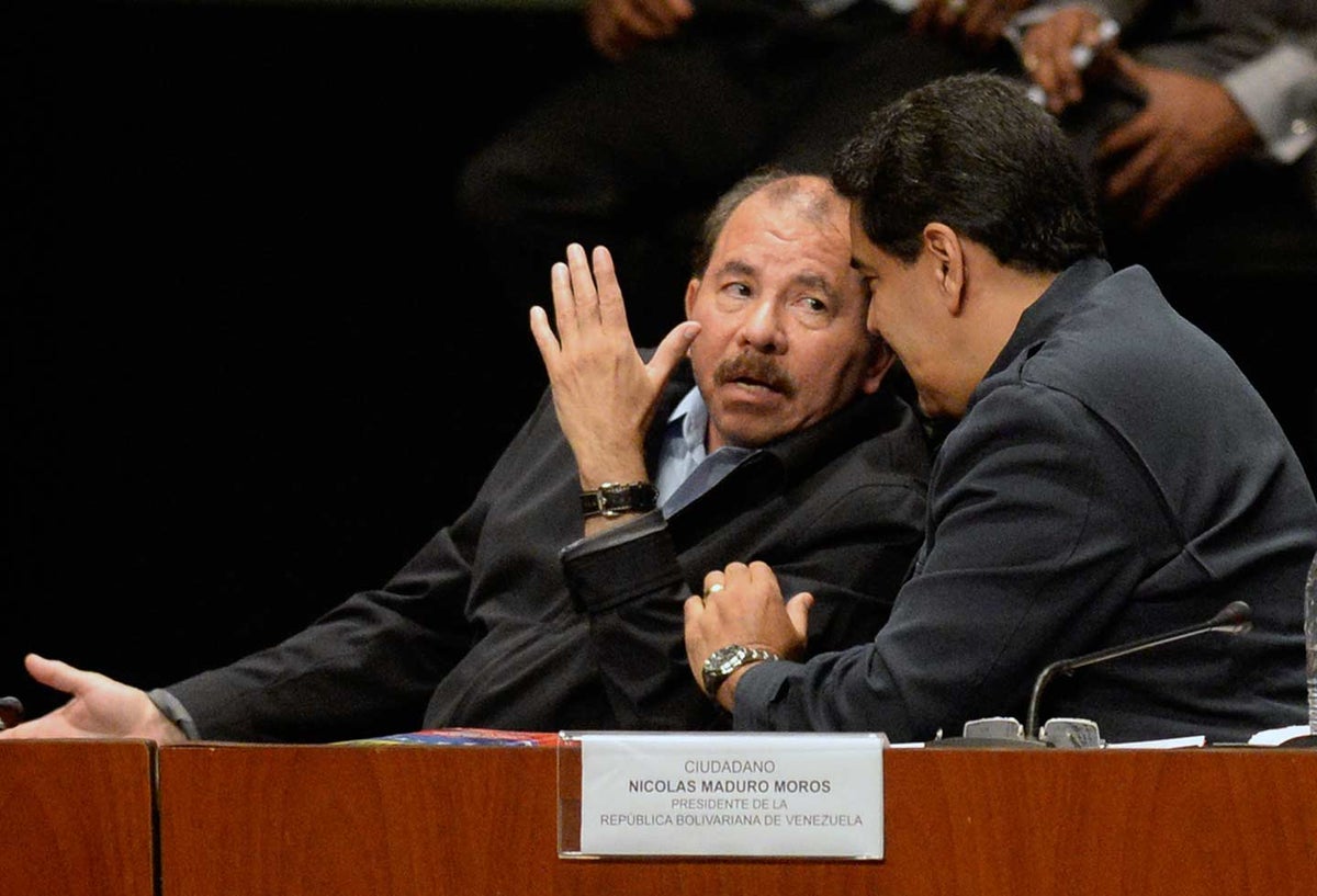Daniel Ortega y Nicolás Maduro, presidentes de Nicaragua y Venezuela, respectivamente, el 5 de marzo de 2016 en Caracas