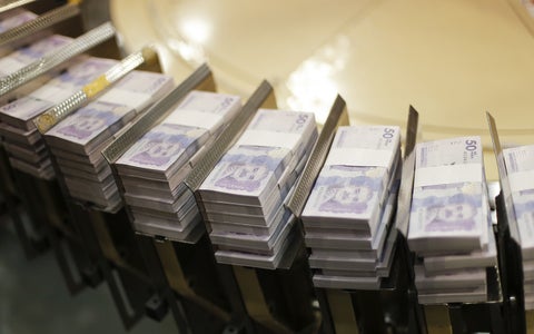 Imagen de referencia de dinero