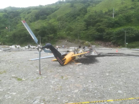 Helicóptero incinerado