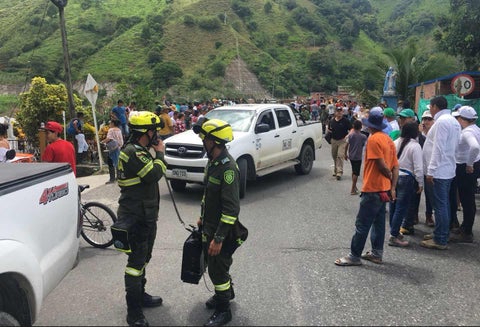 La Policía Nacional apoyando las labores de evacuación en Hidroituango, el 16 de mayo de 2018