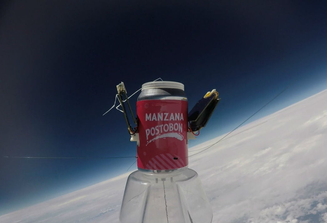 Microsatélite al espacio.