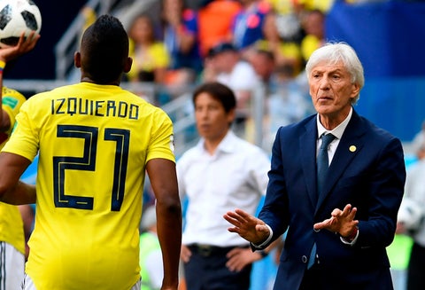 José Pékerman, técnico de la Selección Colombia, en el juego ante Japón en Sarank