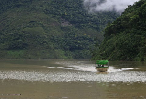 Un vehículo cayó en aguas del río Ariari