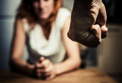 Mujer asegura que previamente fue agredida en varias oportunidades por su pareja