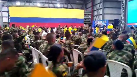 Soldados del batallón de Tolemaida celebraron el triunfo de la Selección Colombia.