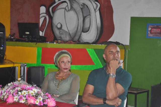 Piedad Córdoba y su hijo, el senador Juan Luis Castro Córdoba