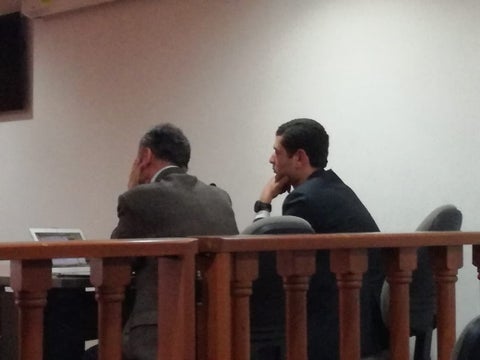 Luis Miguel Cotes y su abogado Iván Gonzáles.
