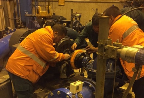 Técnicos del Acueducto de Bogotá