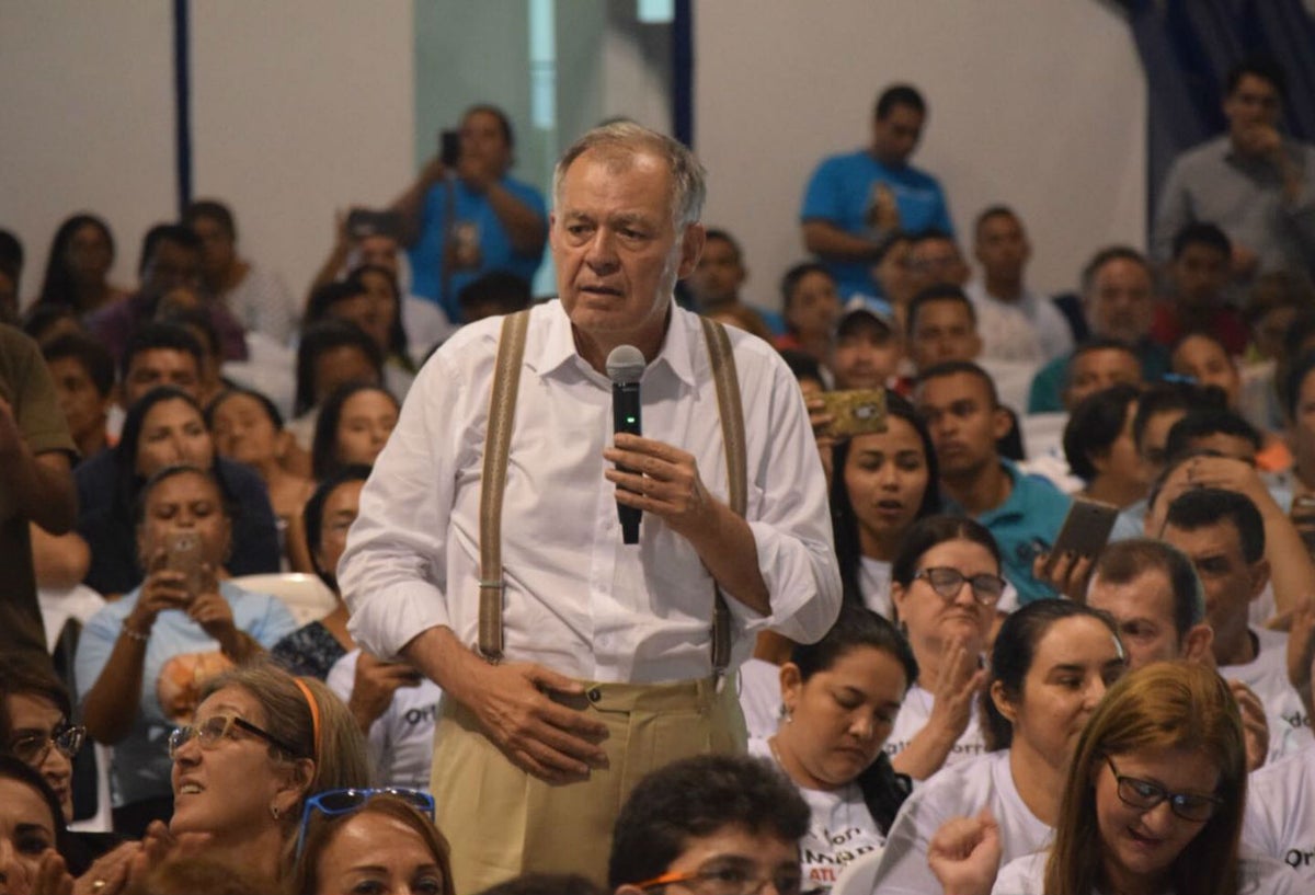 El exprocurador Alejandro Ordóñez, en medio de polémica por su designación como embajador