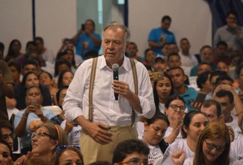 El exprocurador Alejandro Ordóñez, en medio de polémica por su designación como embajador