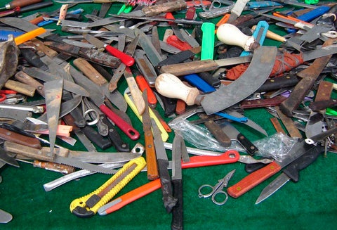 Armas blancas incautadas en Bogotá