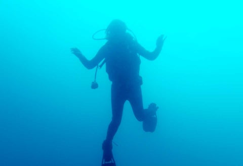 Buzo en el agua