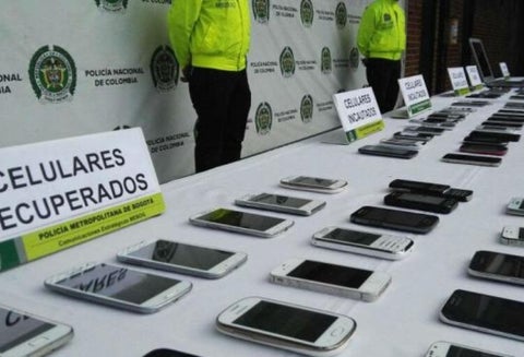Los celulares se vendían a extranjero por un valor de 2 millones de pesos