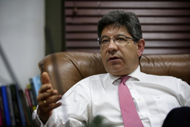 Alejandro Linares.