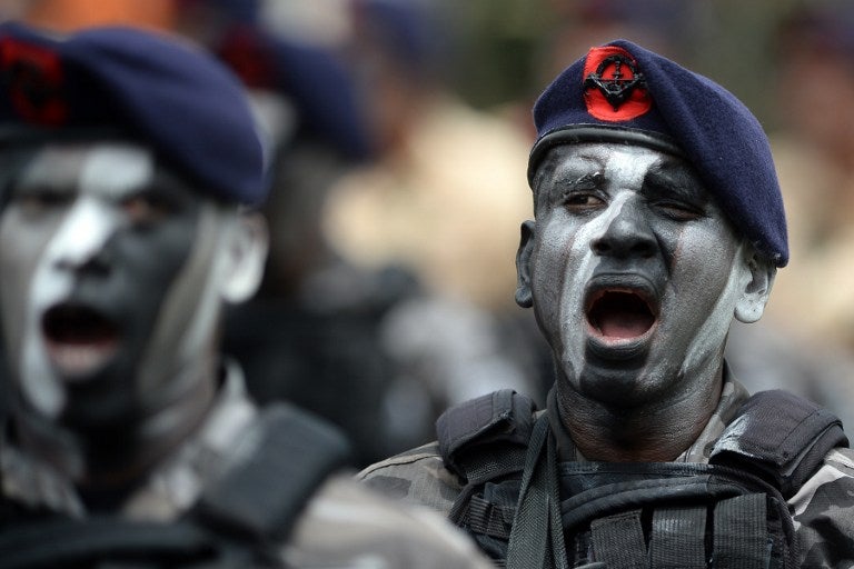 Desfile militar con motivo del 20 de julio.