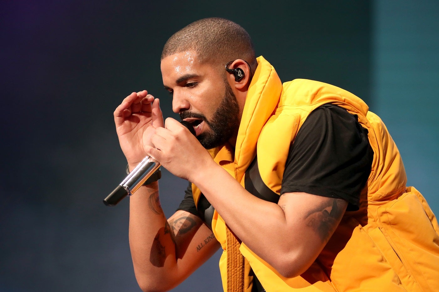 Drake super récord de los Beatles