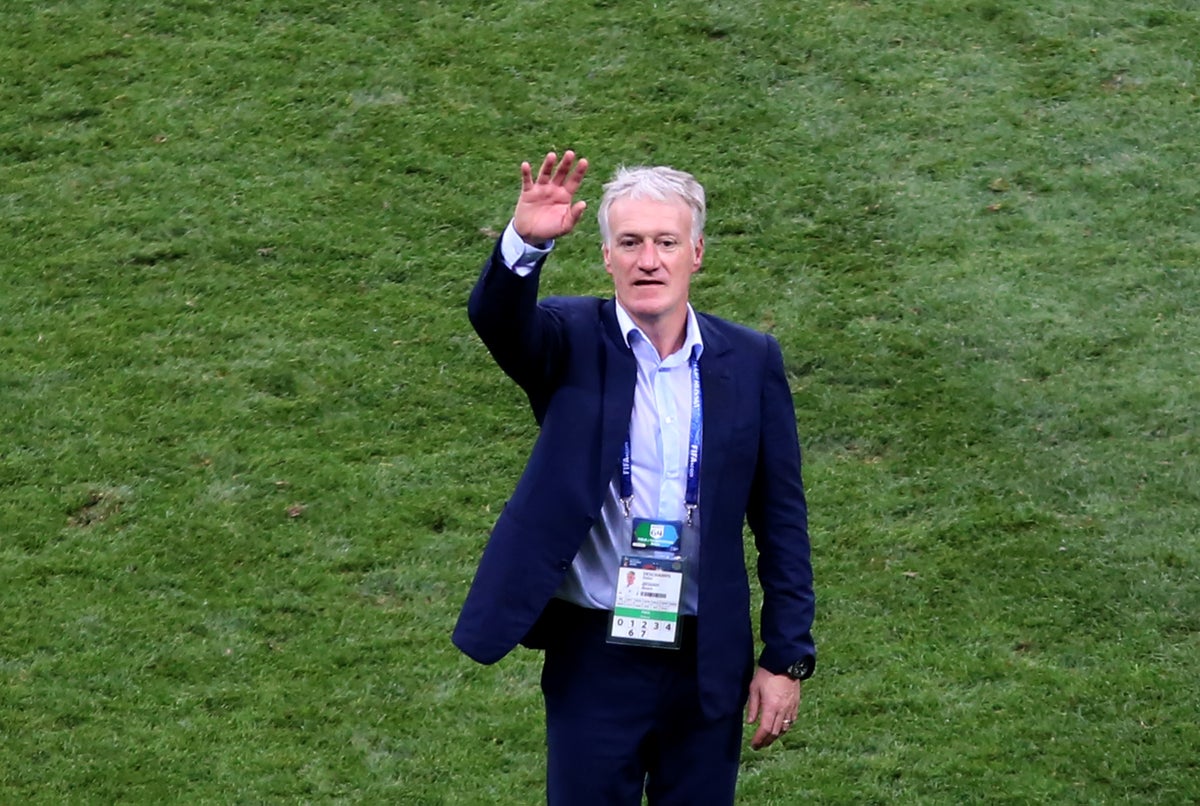 El técnico francés Didier Deschamps celebrando el título Mundial.