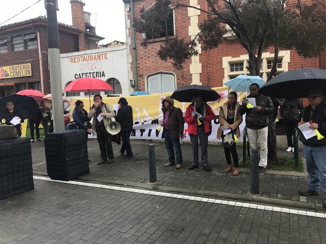 Profesores de Bogotá protestan por privatización de colegios