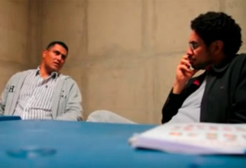 Juan Guillermo Monsalve e Iván Cepeda el 16 de septiembre de 2011 en la cárcel de Cómbita, en Boyacá