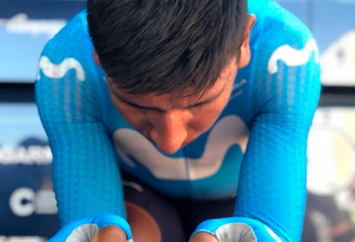 Nairo Quintana, ciclista colombiano al servicio de Movistar Team, antes de la crono por equipos