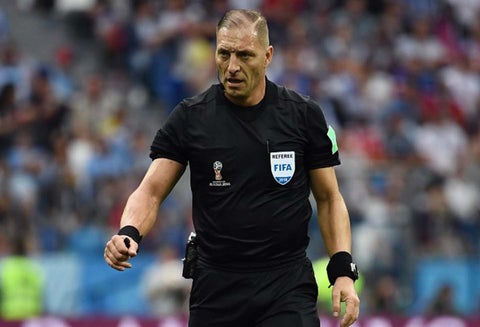 Pitana también dirigió el partido inaugural