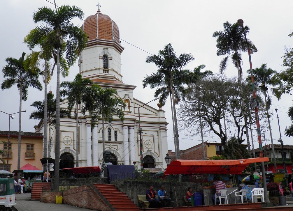 Referencia parque principal de Ituango.