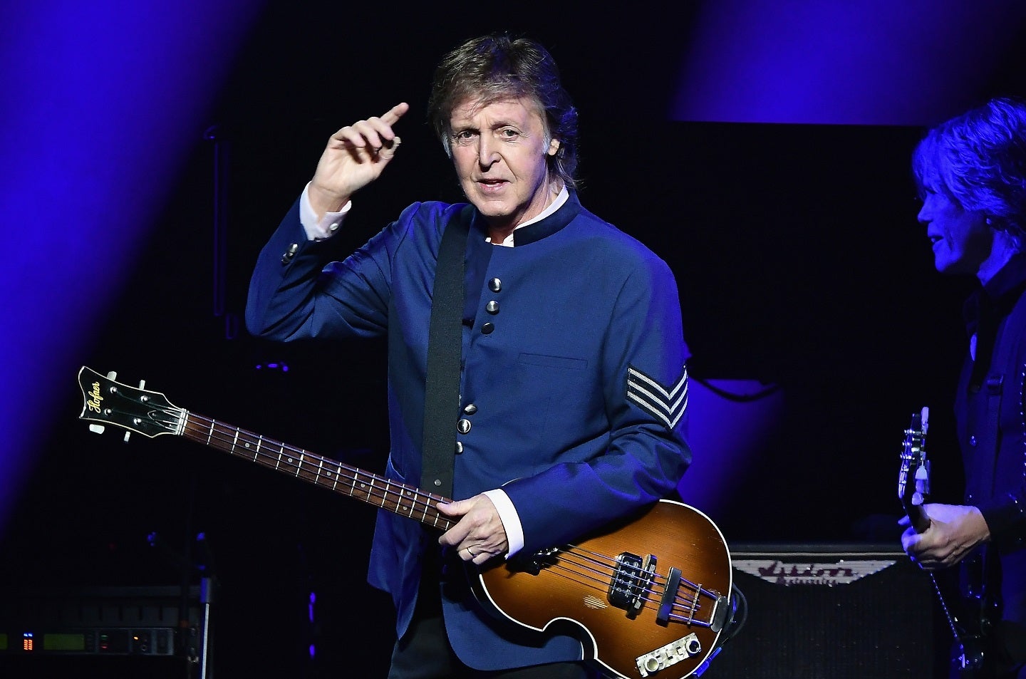 Paul McCartney vuelve a cruzar por Abbey Road