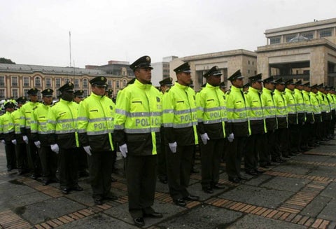 Policía en la Plaza de Bolívar
