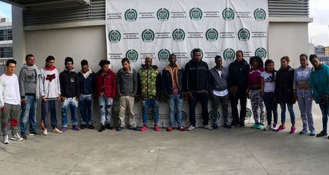 vendían un aproximado de 900 dosis de estupefacientes entre perico, marihuana, bazuco obteniendo una venta diaria de $2.900.000