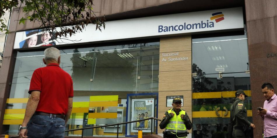 La entidad bancaria esta ubicada en un importante sector de la avenida Santander de Manizales