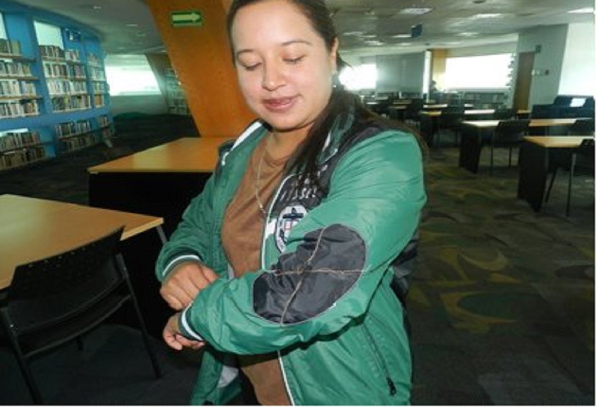 Chaqueta con descargas eléctricas