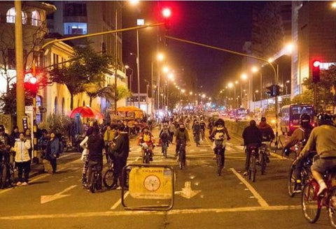 Ciclovía nocturna de Bogotá
