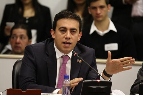 Alexander Vega, nuevo Registrador Nacional.