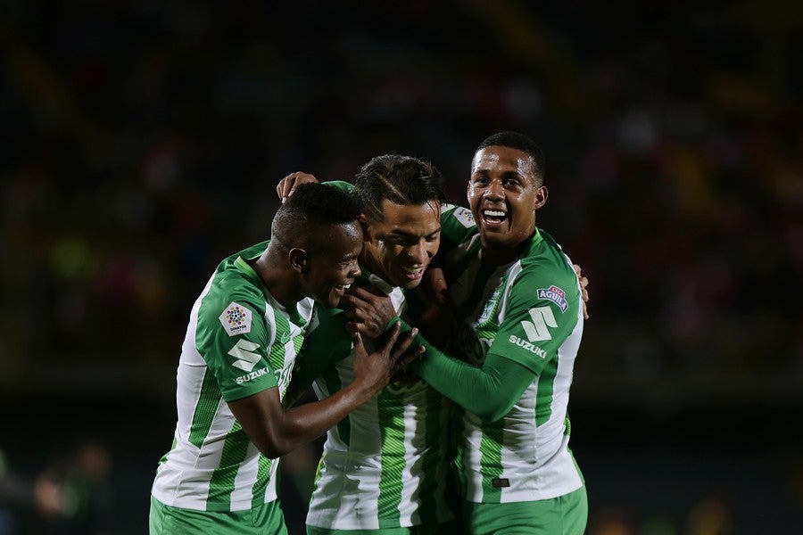 Yerson Candelo, Dayro Moreno y Stiven Lucumí de Atlético Nacional