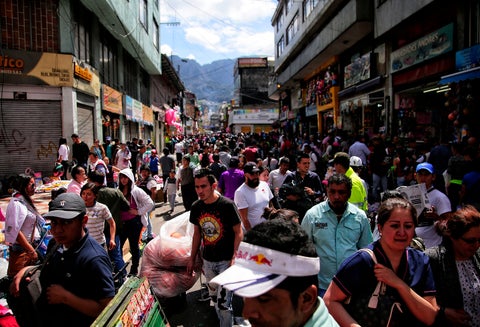 El sector de comerciantes en la calle 13 con Caracas, en el centro de Bogotá