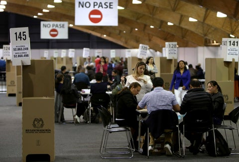 Votaciones de la consulta anticorrupción en Corferias