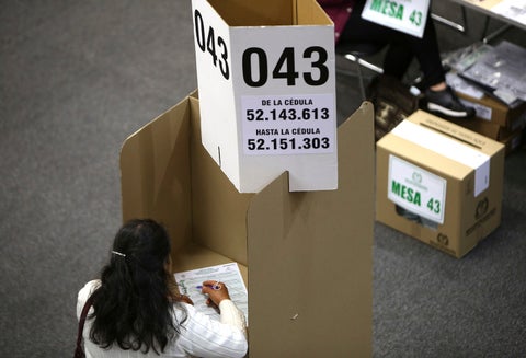 Votaciones de la consulta anticorrupción en Corferias