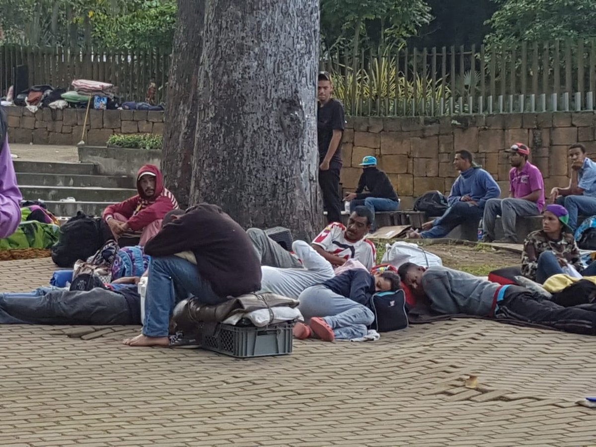 Venezolanos en las calles de Bucaramanga.