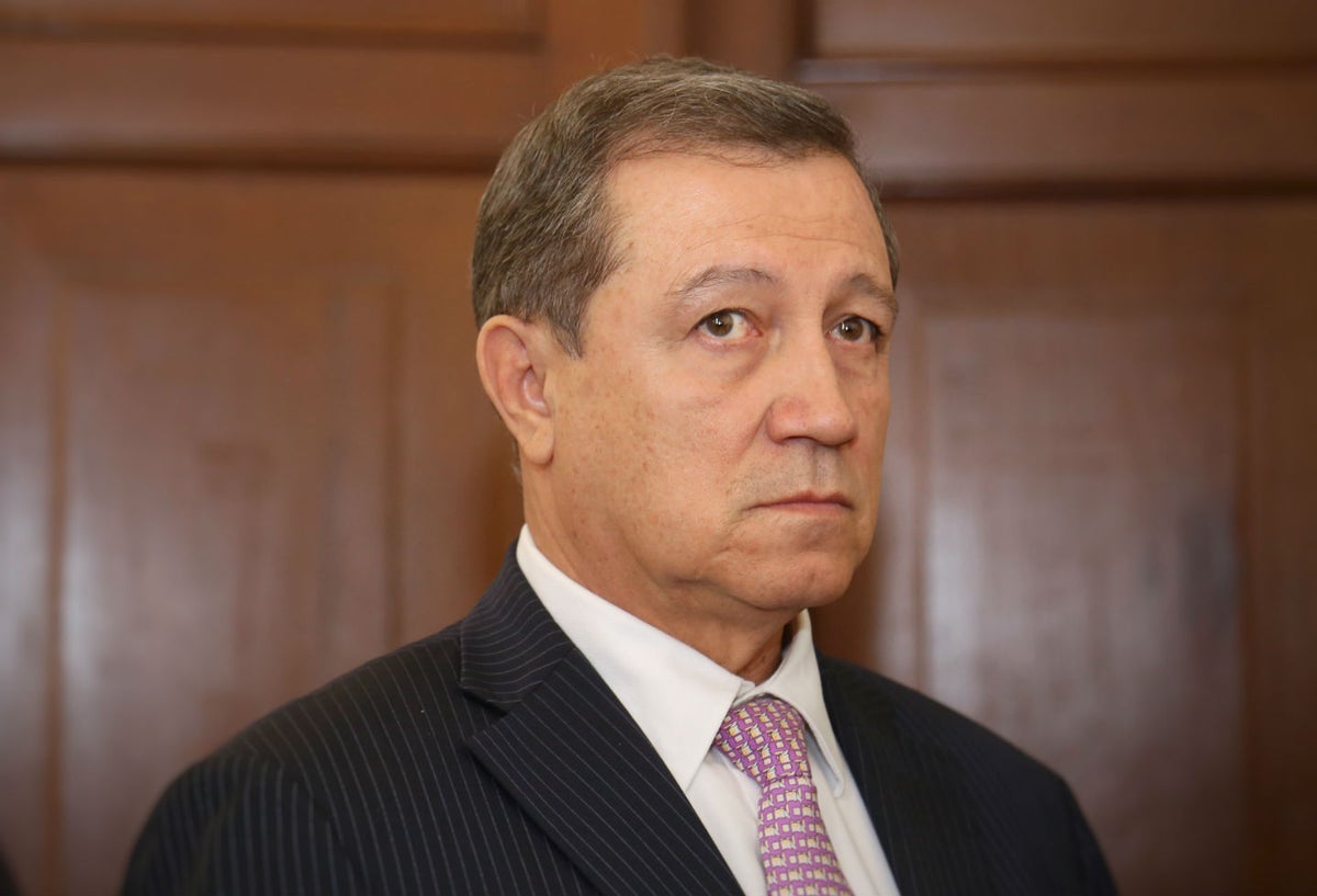 Critican a Macias desde su propio partido por no gestionar juicio contra exmagistrado Malo.