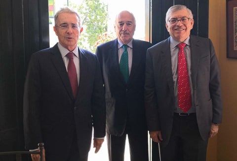 César Gaviria, Álvaro Uribe y Andrés Pastrana