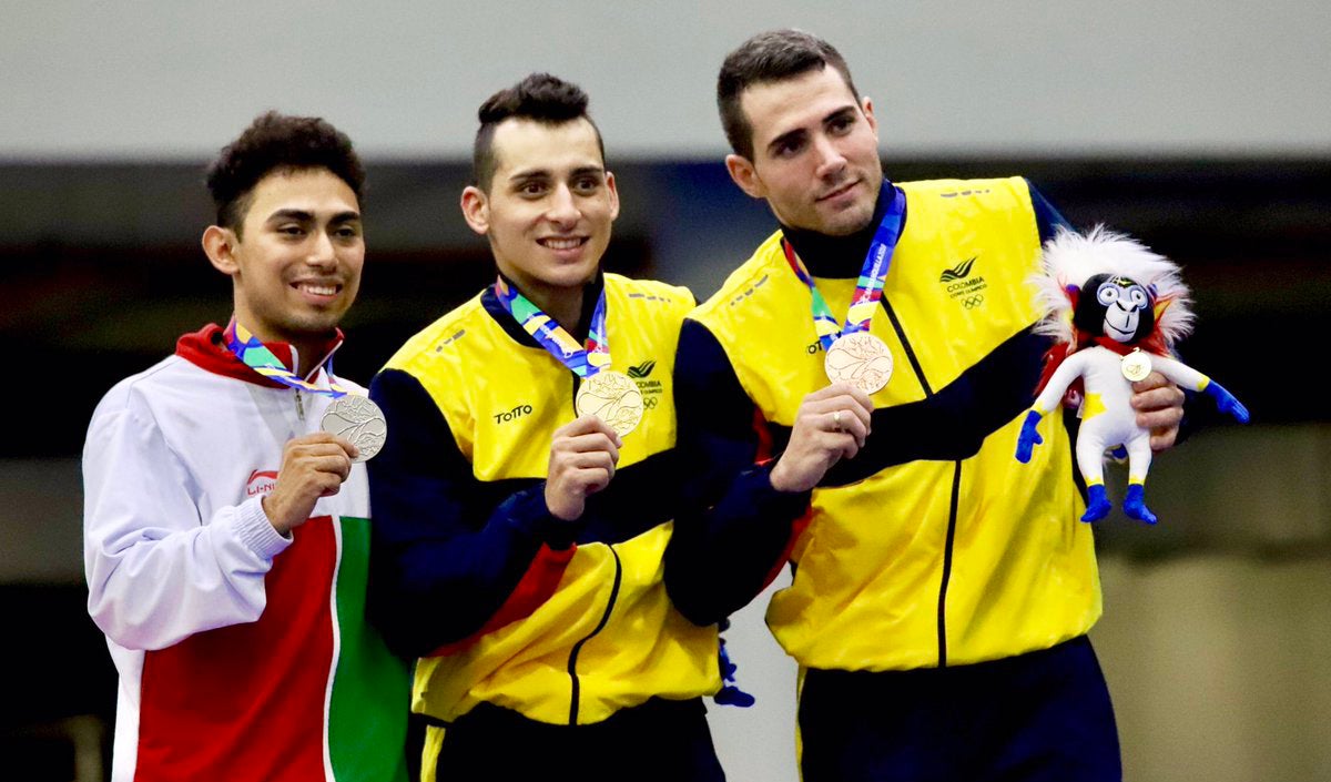 Ángel Hernández y Álvaro Calero Oro y Bronce en Gimnasia Trampolín