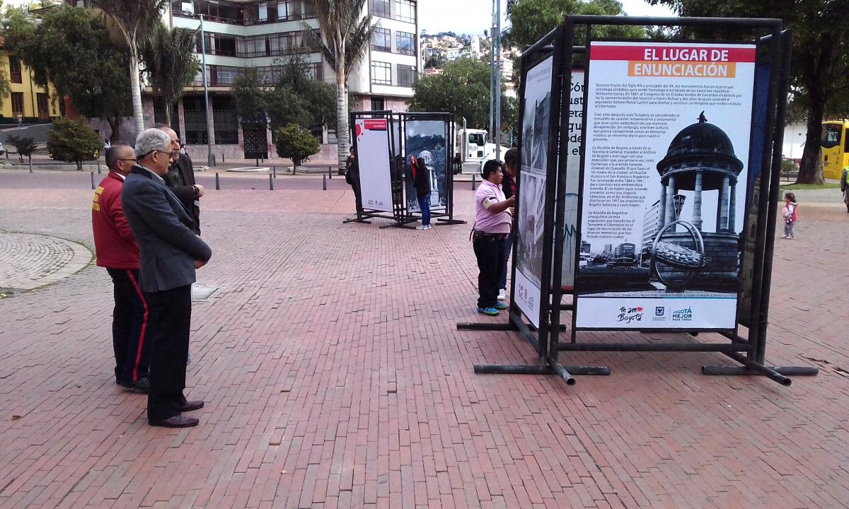 Exposición fotográfica de los 80 años de la Avenida Jiménez