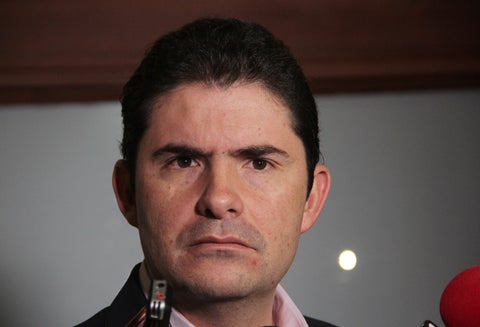 Se dejarán de construir 50 mil viviendas por desmonte de subsidios: Ex Ministro Henao